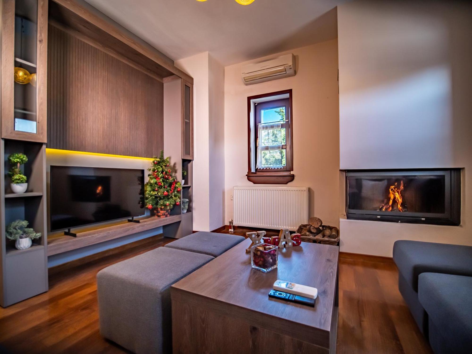 Erofili Hotel & Suites ปอร์เตเรีย ภายนอก รูปภาพ