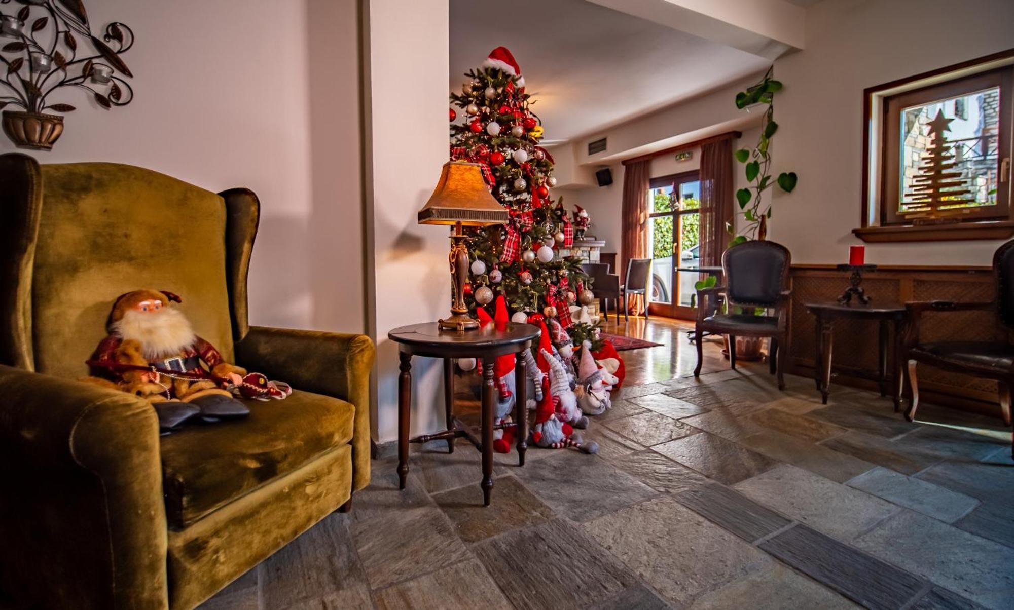 Erofili Hotel & Suites ปอร์เตเรีย ภายนอก รูปภาพ
